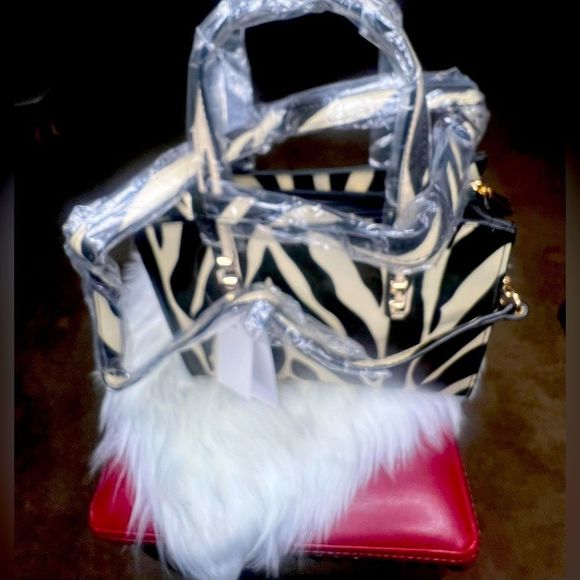 Carlos Santana Zebra Purse & Make Purse - Picture 4 of 6